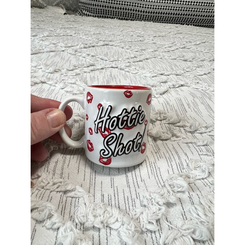 Universal Studios Exclusive Betty Boop Hottie Shot Espresso Cup